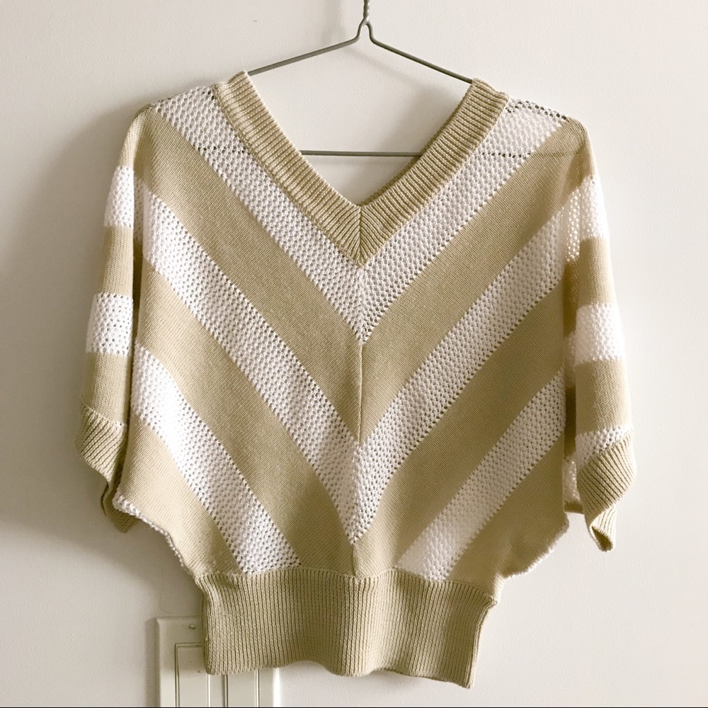 V-neck Batwing Sleeve Summer Knit Top